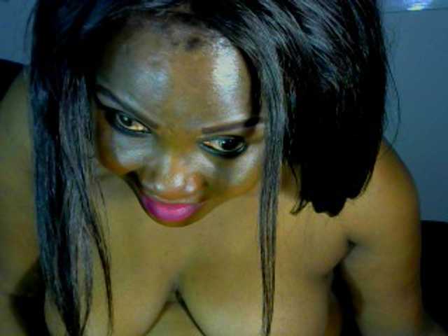 Емитовање снимка екрана EbonyBooty