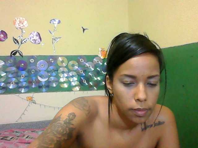 Емитовање снимка екрана Ebonylatin