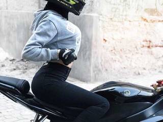 Еротски видео цхат Ebonyliliana