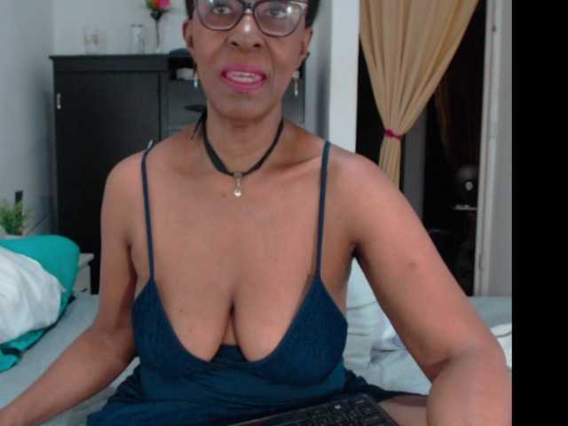 Емитовање снимка екрана ebonymilf