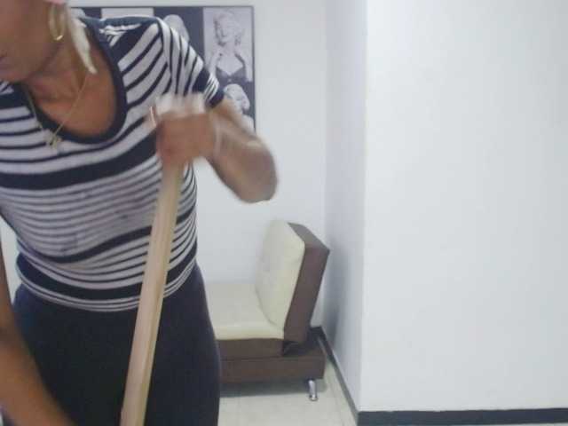 Емитовање снимка екрана ebonymilf84