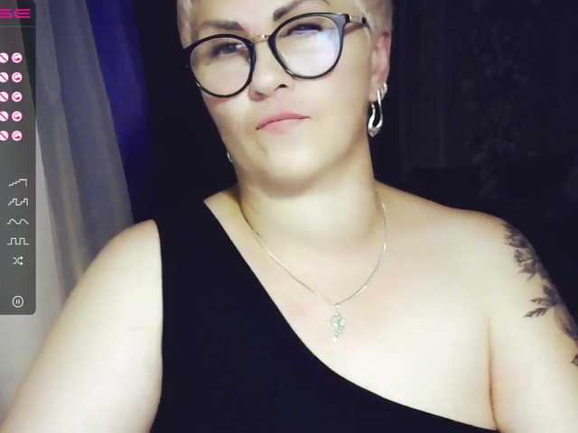 Емитовање снимка екрана Elenamilfa