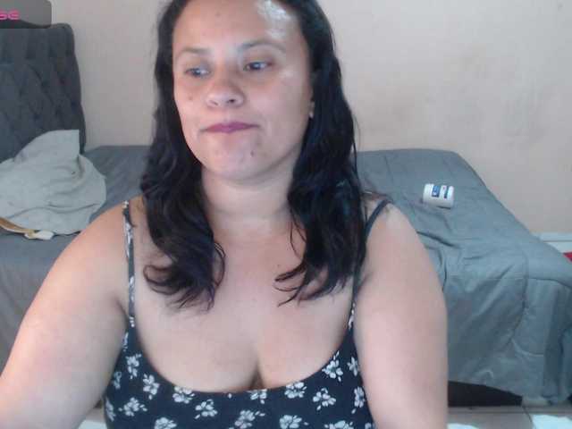 Емитовање снимка екрана eliana-bbw