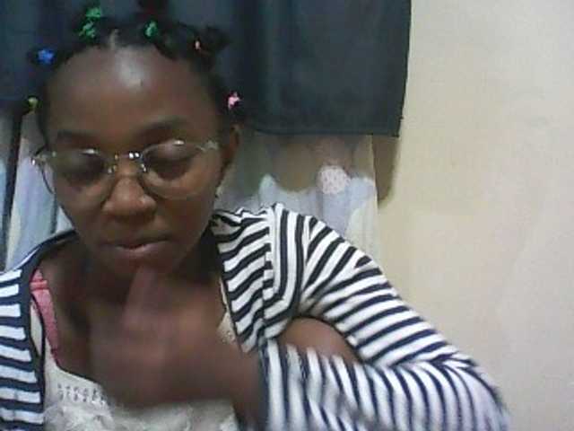 Емитовање снимка екрана ElianeXhot