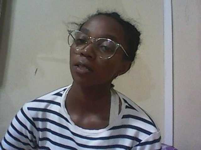 Емитовање снимка екрана ElianeXhot