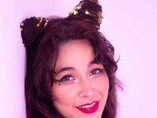 Еротски видео цхат ElissaMontoya