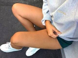 Еротски видео цхат EllaShinee