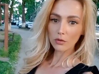 Еротски видео цхат Elle-Dior