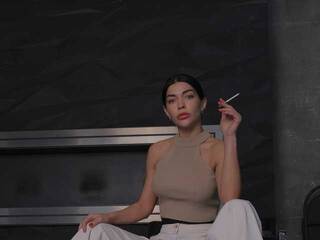 Еротски видео цхат EllisMoor