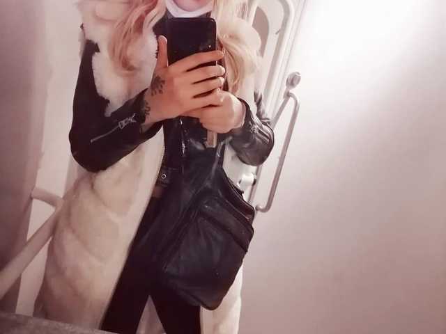 Слика профила ellyslimdoll