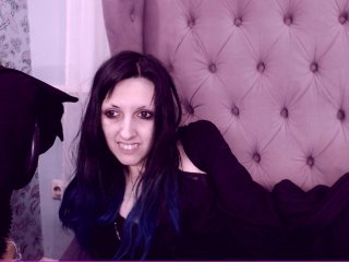 Емитовање снимка екрана ElviraHolly