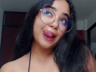 Еротски видео цхат ElynDavidson