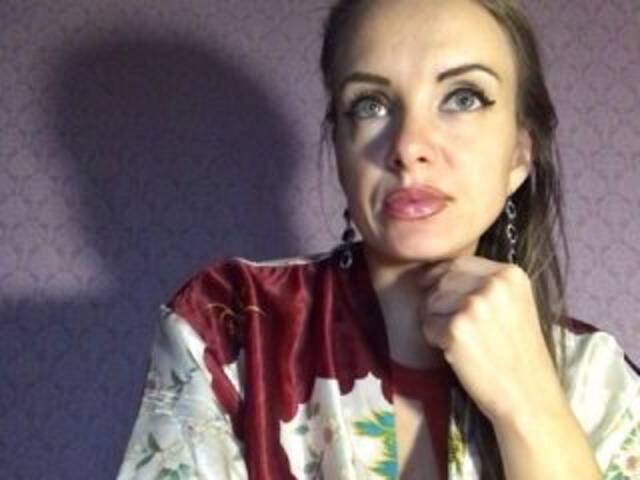 Емитовање снимка екрана ElyaElya