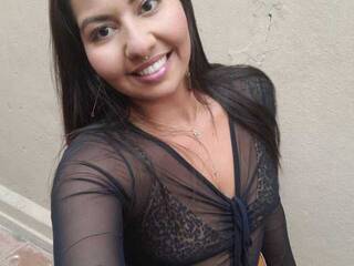 Еротски видео цхат Emyllinha