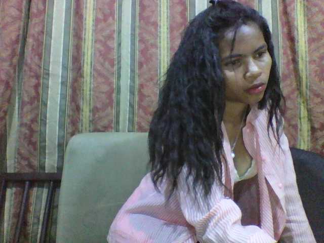 Емитовање снимка екрана Emiliah