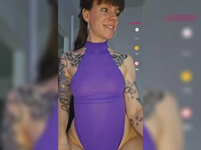 Емитовање снимка екрана EmilieEdelana