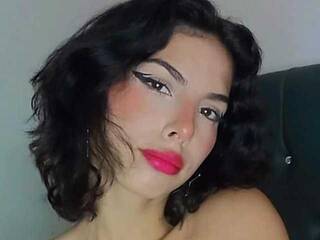 Еротски видео цхат EmillyCopers