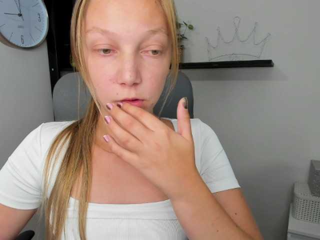 Емитовање снимка екрана EmillyExtasy