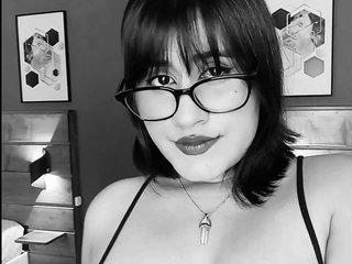 Еротски видео цхат EmillyThomson
