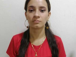 Еротски видео цхат Emily-wilson