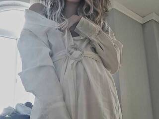 Еротски видео цхат Emilyfoxi