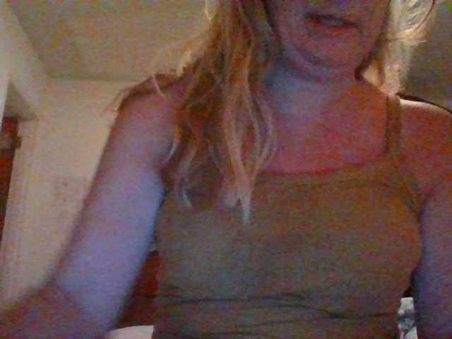Емитовање снимка екрана Emilylyn