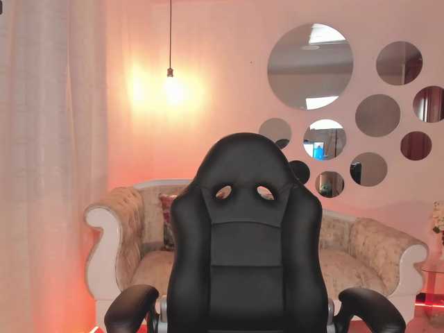 Емитовање снимка екрана EmilySunder