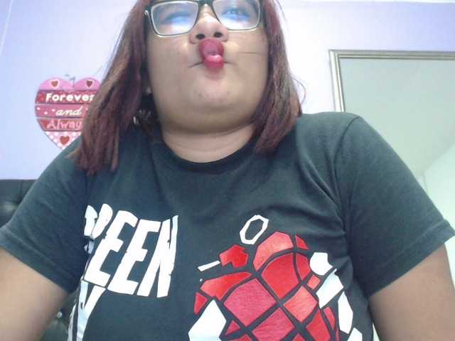 Емитовање снимка екрана Emilyytaylor