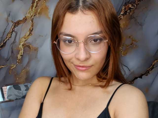 Слика профила Emma-Jones