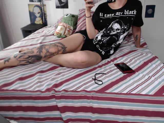 Емитовање снимка екрана EmmaNoctis