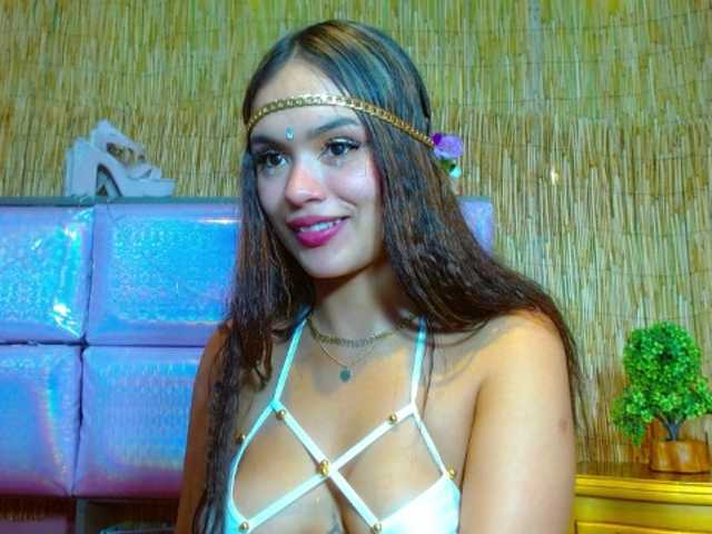 Емитовање снимка екрана emmyythx