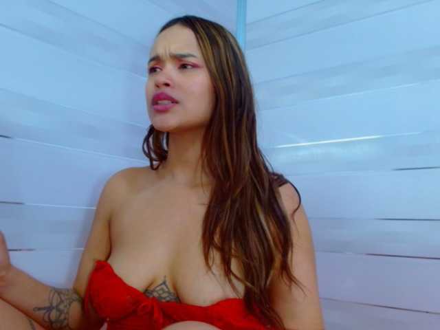 Емитовање снимка екрана emmyythx