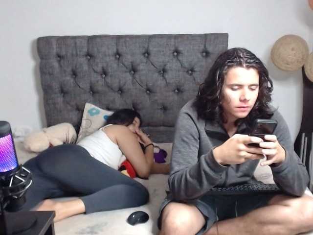 Емитовање снимка екрана Emyandjackie