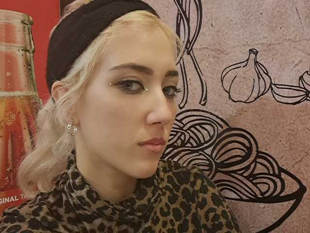 Слика профила eroticblondiee