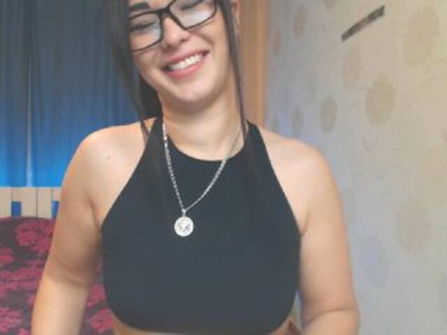 Емитовање снимка екрана Erotishnaya