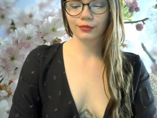 Емитовање снимка екрана Eustoma