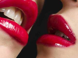 Еротски видео цхат Evayemilot