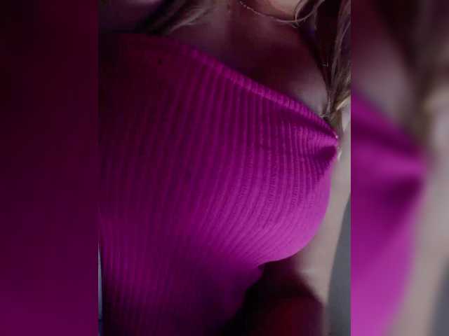 Емитовање снимка екрана EveHugs