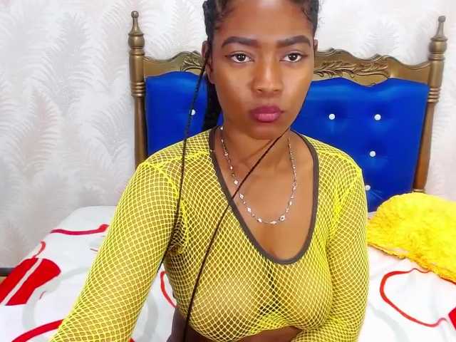 Фотографије evelynheather welcome guys come n see me #naked #wild #naughty im a #ebony #latina #kinky enjoy with me in #pvt or just tip if u like the view #dildo #anal #blowjob #deepthroat #CAM2CAM