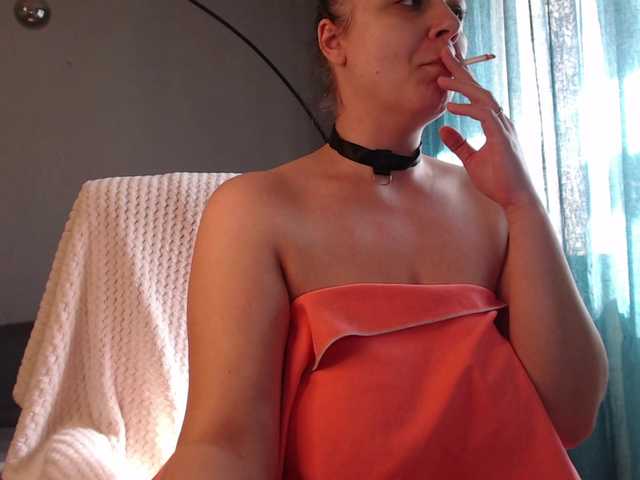 Фотографије InnocentEve relax and cum with me, my favorites are 44 & 55