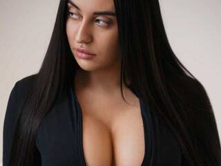 Еротски видео цхат Evocativea