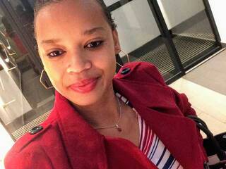 Еротски видео цхат EVY15