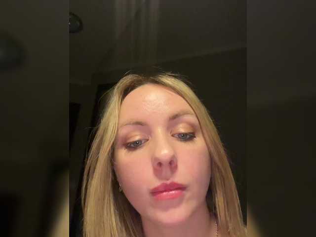 Емитовање снимка екрана FancyBaby