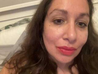 Еротски видео цхат FarahDay