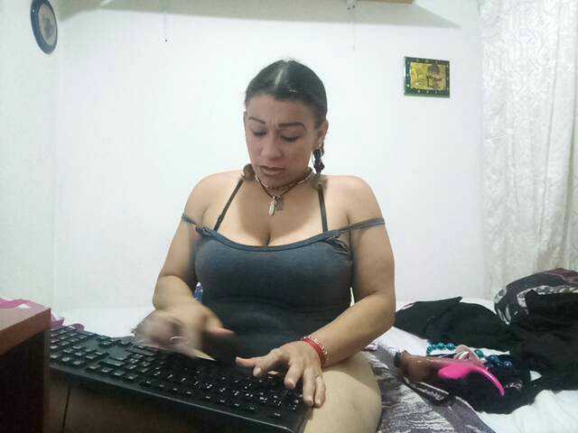 Емитовање снимка екрана Fasttmilkx