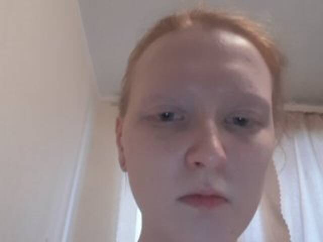 Емитовање снимка екрана Faustina_Fox