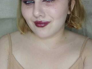 Еротски видео цхат FionaLl