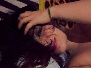 Еротски видео цхат Flora-med