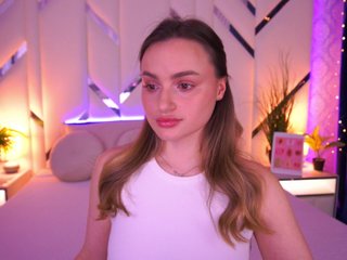 Еротски видео цхат FloraGreys