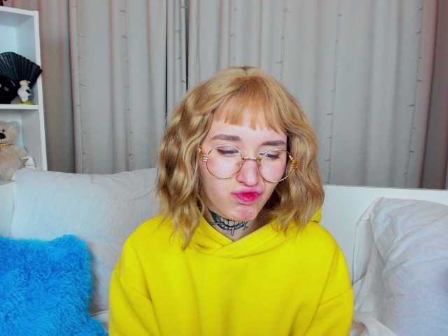 Емитовање снимка екрана FloraMayer